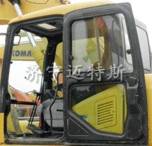 驾驶室及防护装置